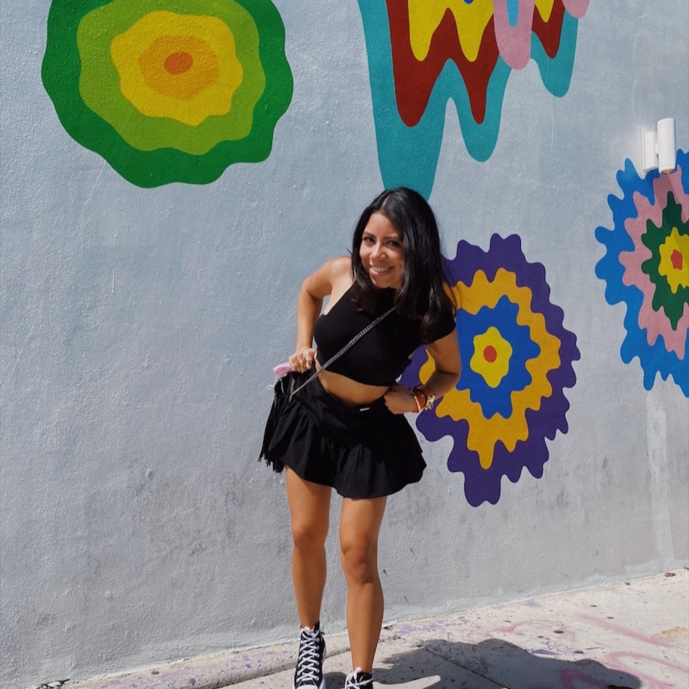 Meet your Posher, Pamela